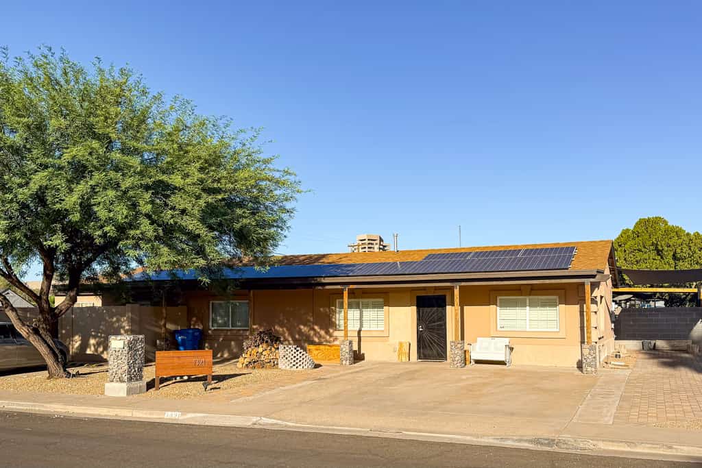 4 Mi to Dtwn: Pet-Friendly Getaway in Phoenix