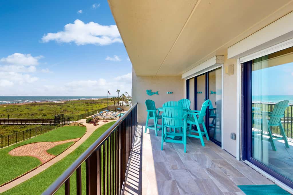 Resort Perks & Gulf Views: Suntide III - Unit 304