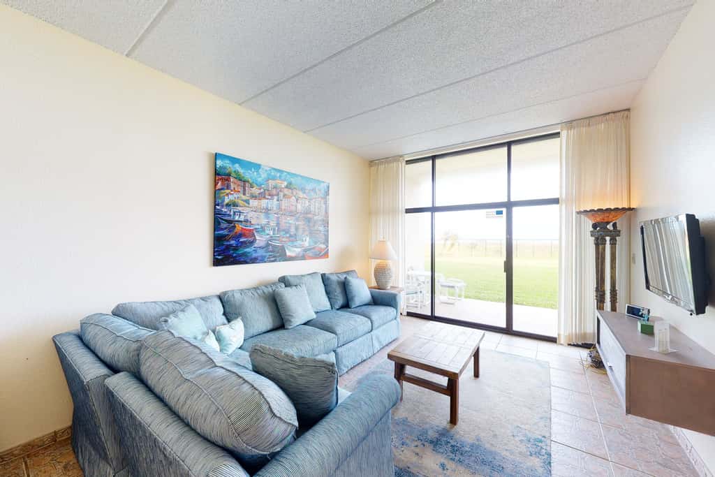 2BR w/ Patio, Luxury Perks: Suntide III - Unit 102