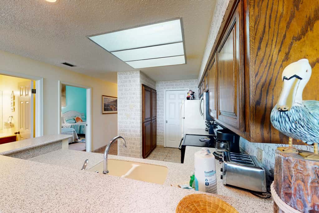 2BR w/ Patio, Luxury Perks: Suntide III - Unit 102
