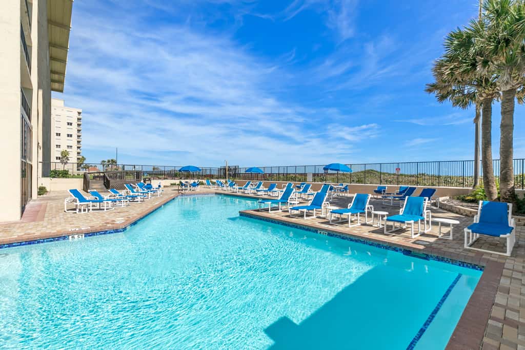 2BR w/ Patio, Luxury Perks: Suntide III - Unit 102
