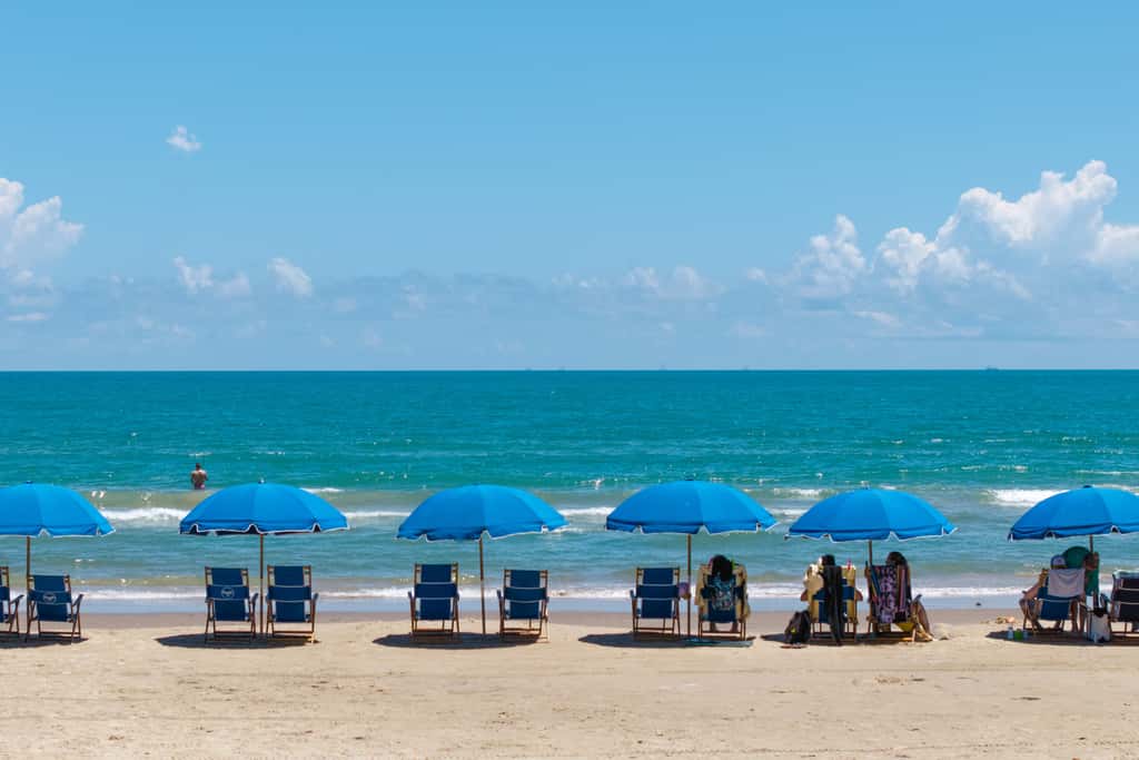2BR w/ Patio, Luxury Perks: Suntide III - Unit 102