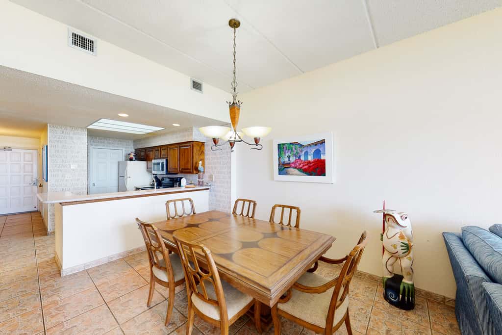 2BR w/ Patio, Luxury Perks: Suntide III - Unit 102