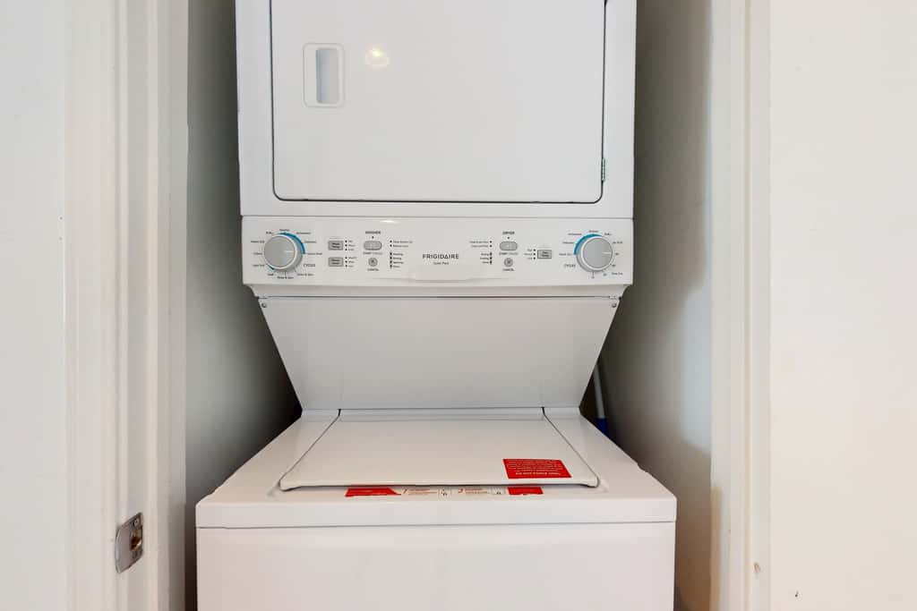 All-Suite Coastal Retreat: Suntide III - Unit 405