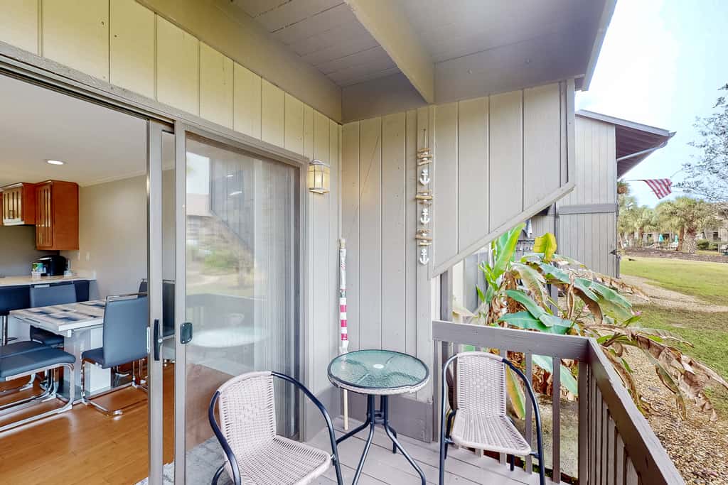 Lanai Village Condo w/ Pool & Tennis! Dog Friendly
