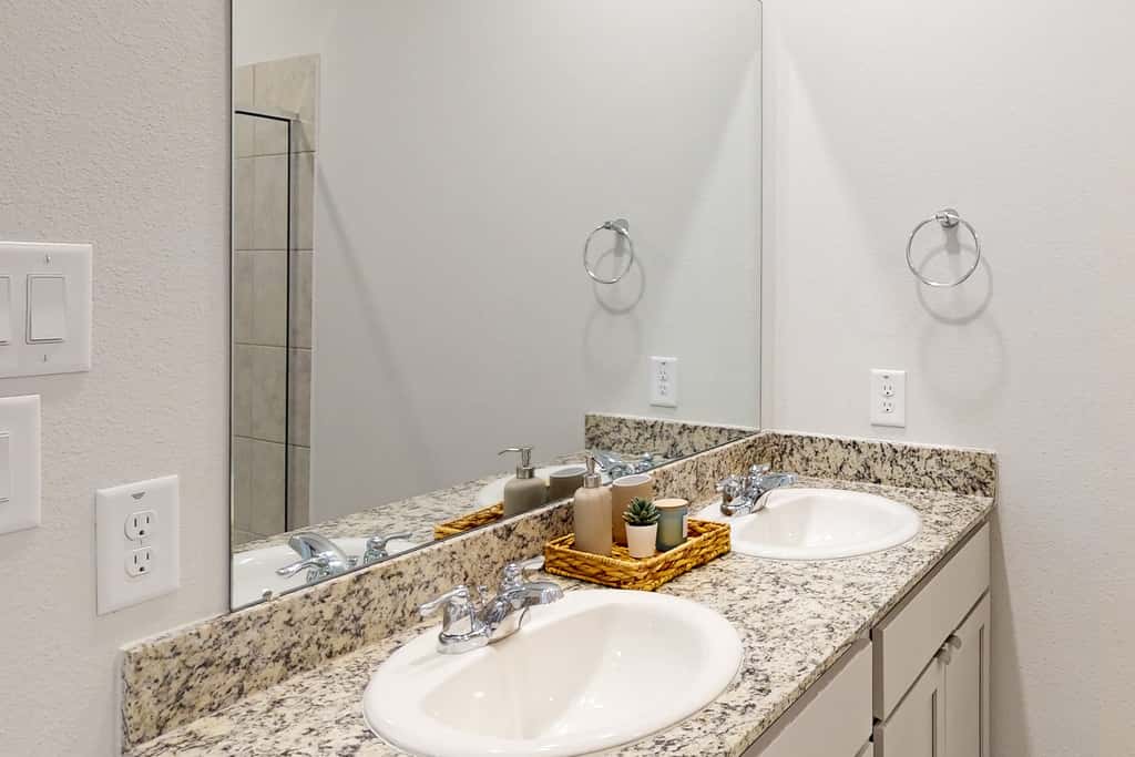 Patio Dining & Yard: Porter Escape, 3 Mi to Golf
