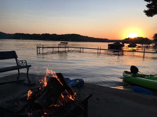 Lakefront + Dock! Family-Friendly Wisconsin Escape