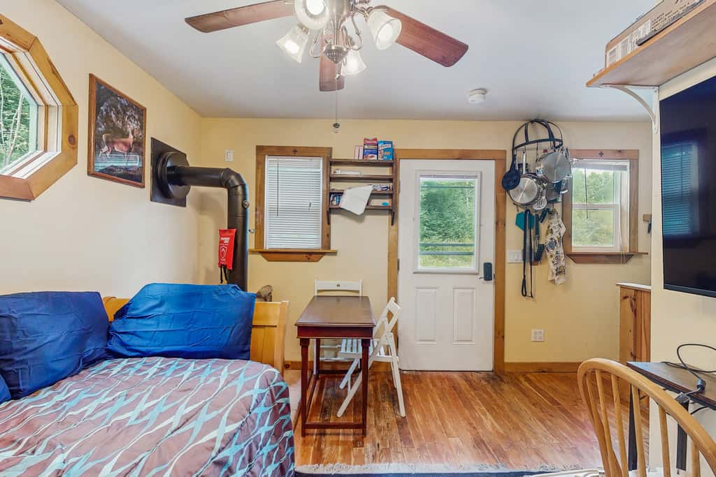 Tiny House at Sugarbush North: Adventure Hub!