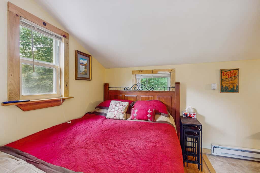 Tiny House at Sugarbush North: Adventure Hub!