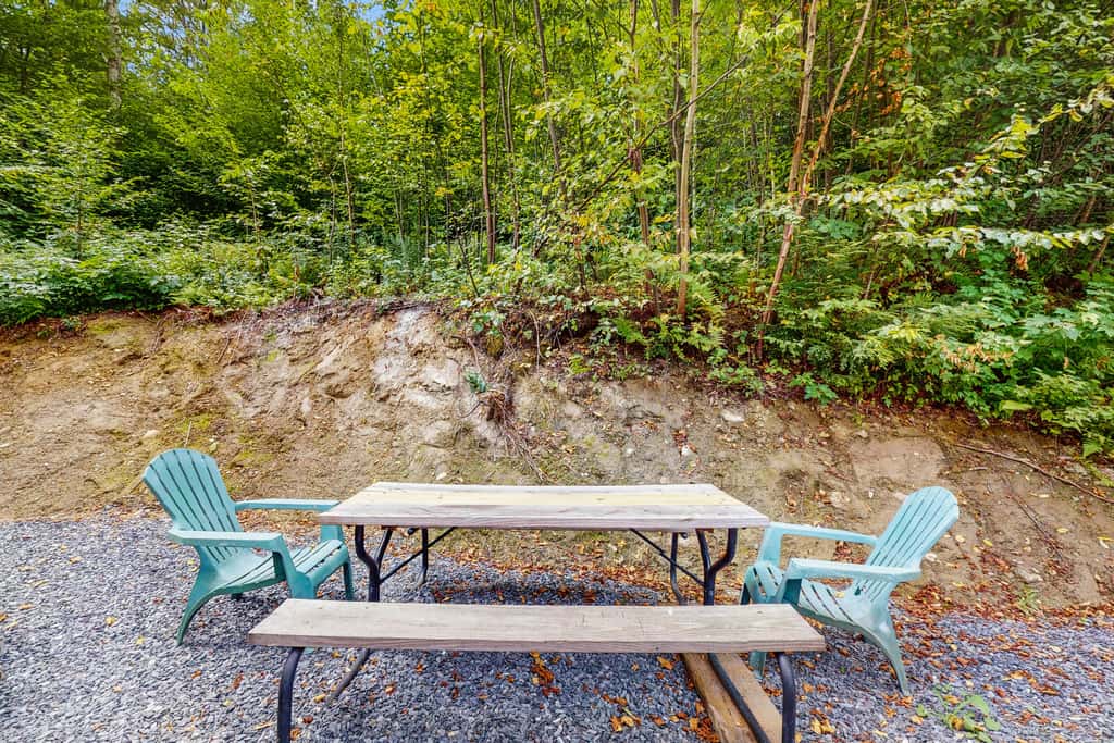 Tiny House at Sugarbush North: Adventure Hub!