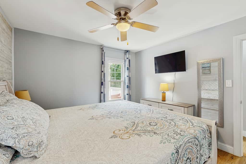Michigan City Retreat w/ Hot Tub Near Beach
