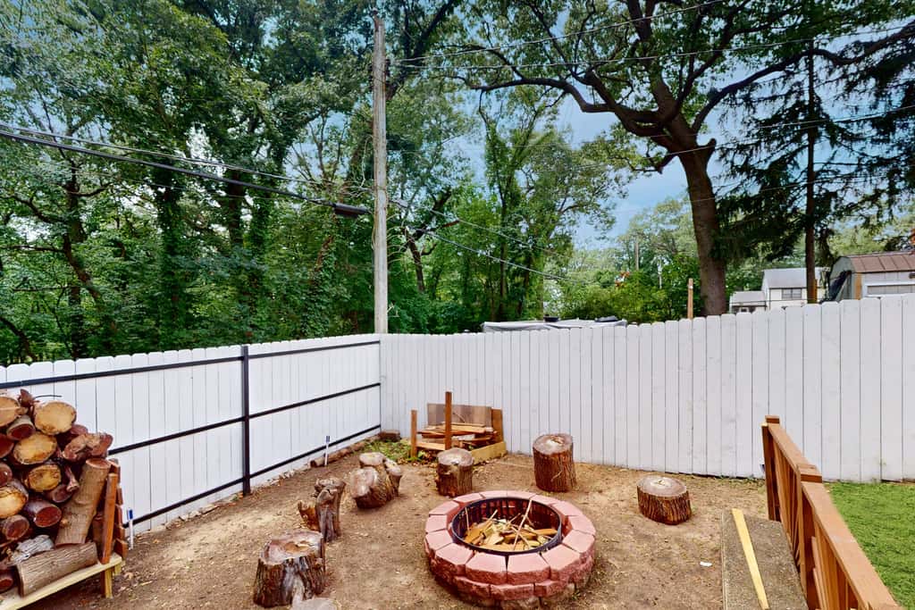 Michigan City Retreat w/ Hot Tub Near Beach
