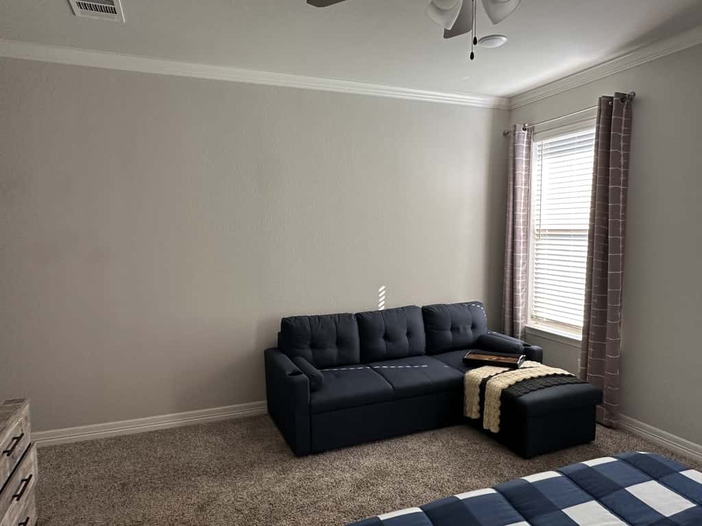 Family Retreat! South College Station Home w/ Yard