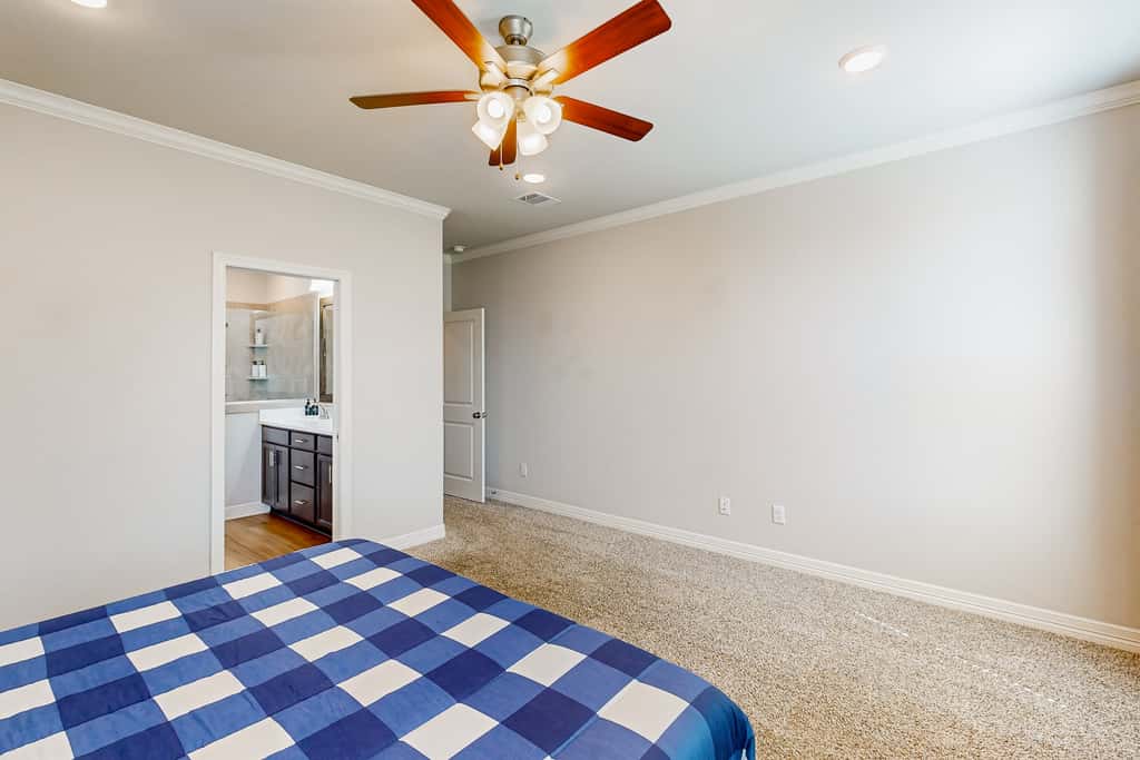 Family Retreat! South College Station Home w/ Yard