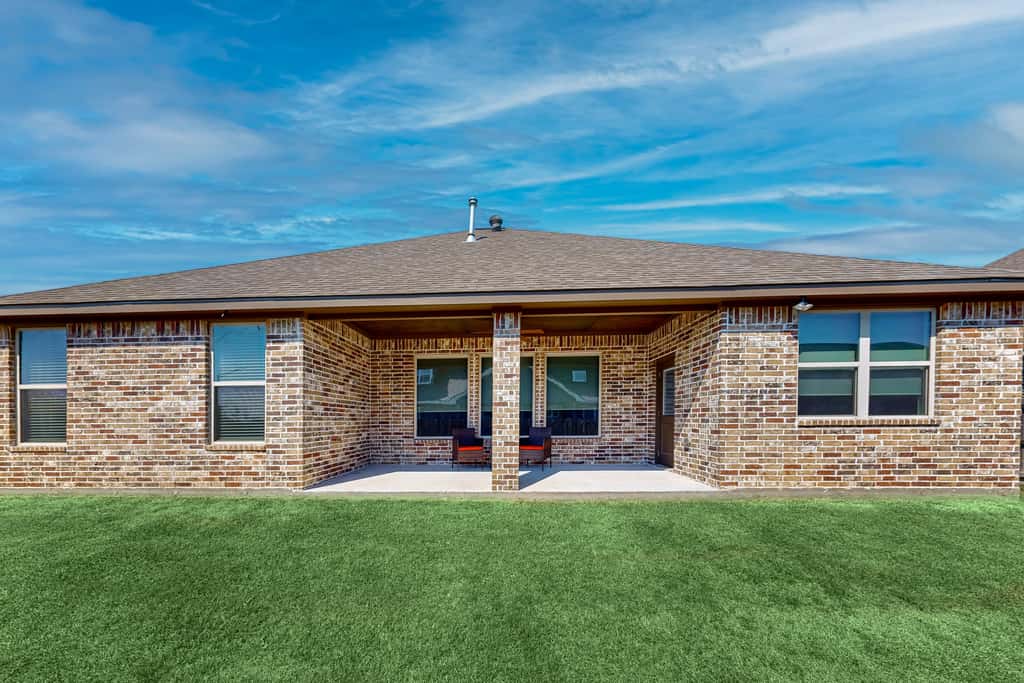Family Retreat! South College Station Home w/ Yard