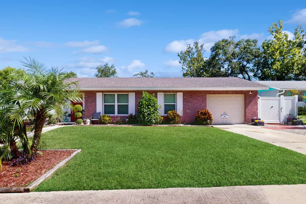 Pool Access! Dog-Friendly Retreat 16 Mi to Orlando