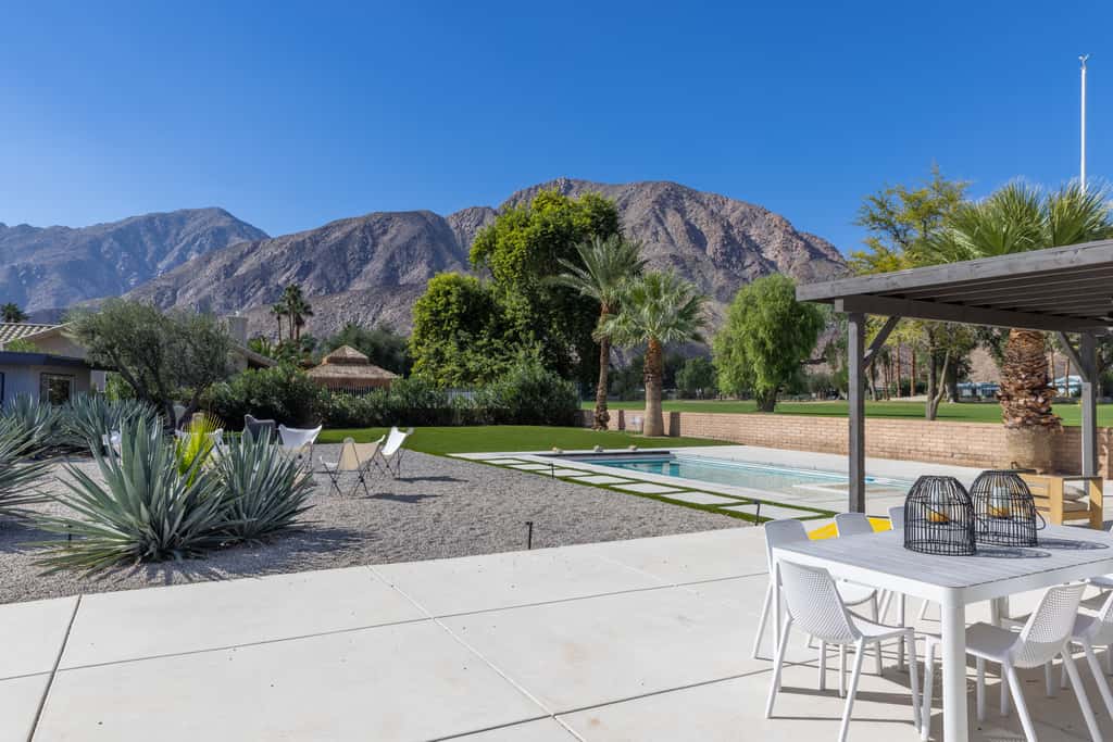 Pool & Mtn View! Designer Borrego Springs Hideaway