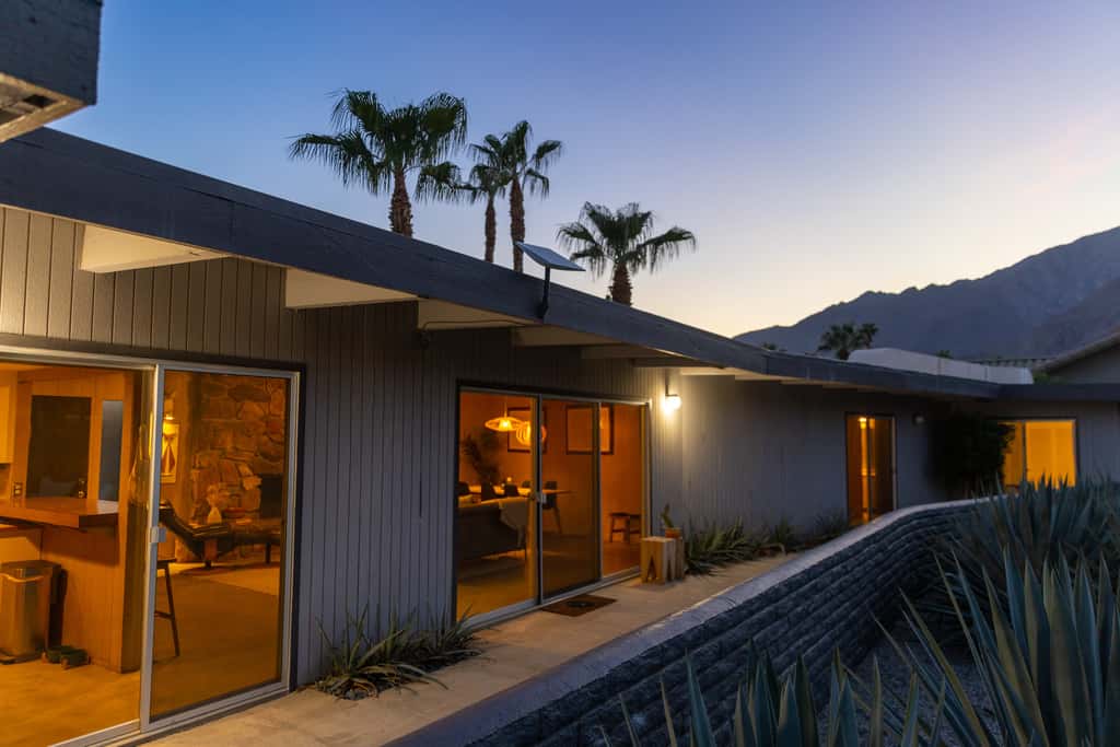 Pool & Mtn View! Designer Borrego Springs Hideaway