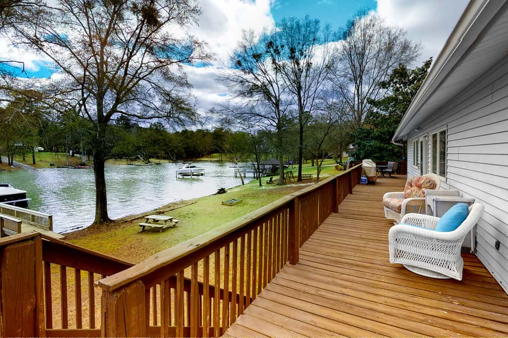 Waterfront Lake Murray Home w/ Dock: Dogs Welcome!