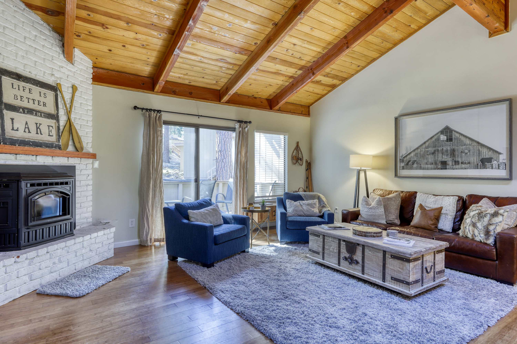 Slopes & Shores Chalet