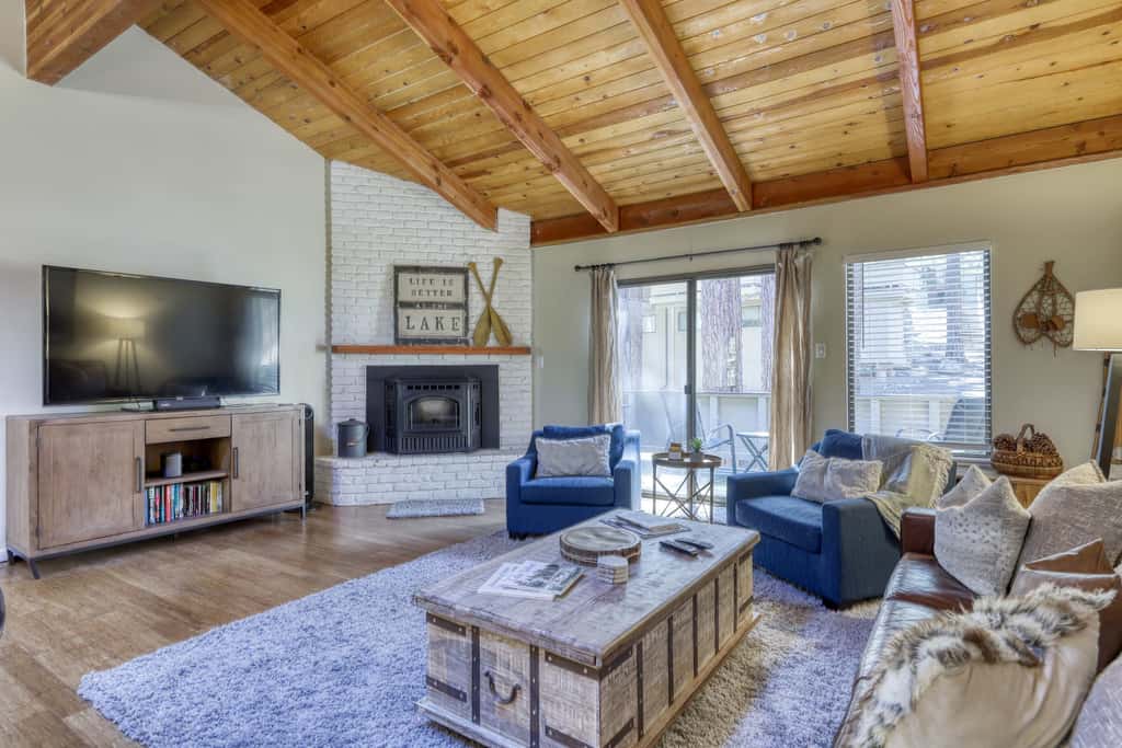Slopes & Shores Chalet