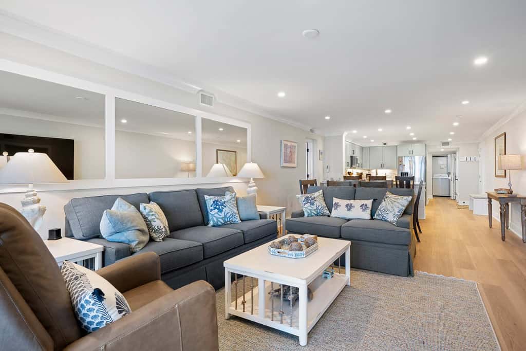 Luxury Direct Oceanfront 3BR Panoramic Ocean Views