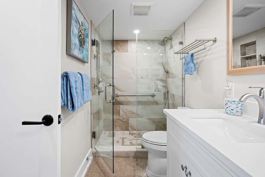 Luxury Direct Oceanfront 3BR Panoramic Ocean Views