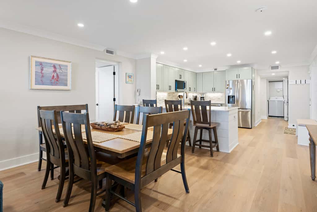 Luxury Direct Oceanfront 3BR Panoramic Ocean Views