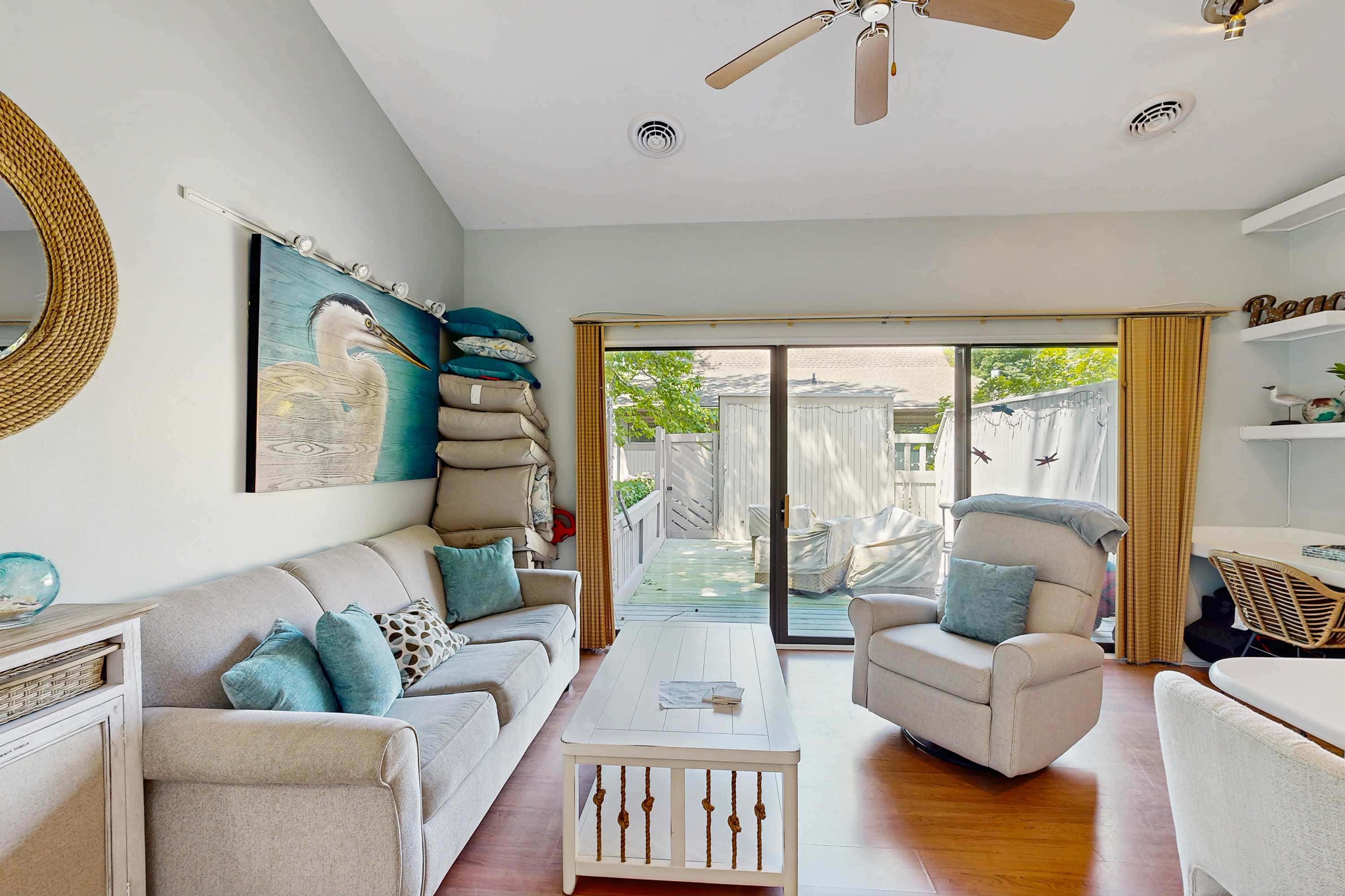 Sea Colony 1st floor condo with pools, tennis