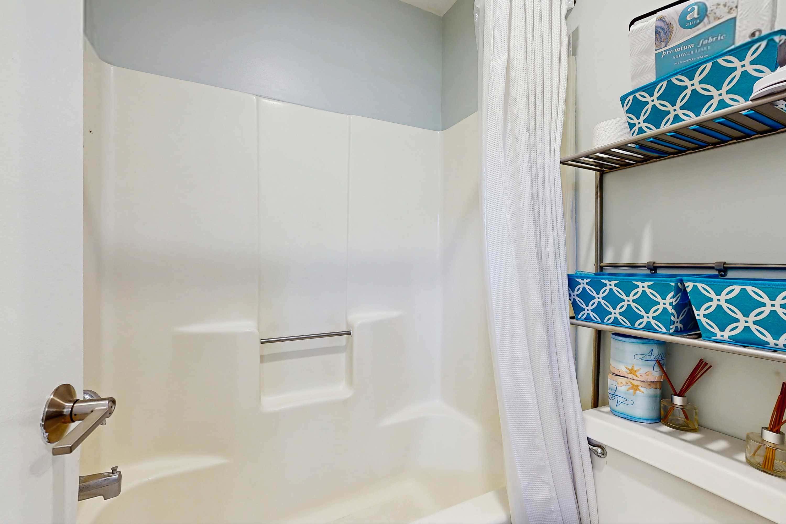 Sea Colony 1st floor condo with pools, tennis
