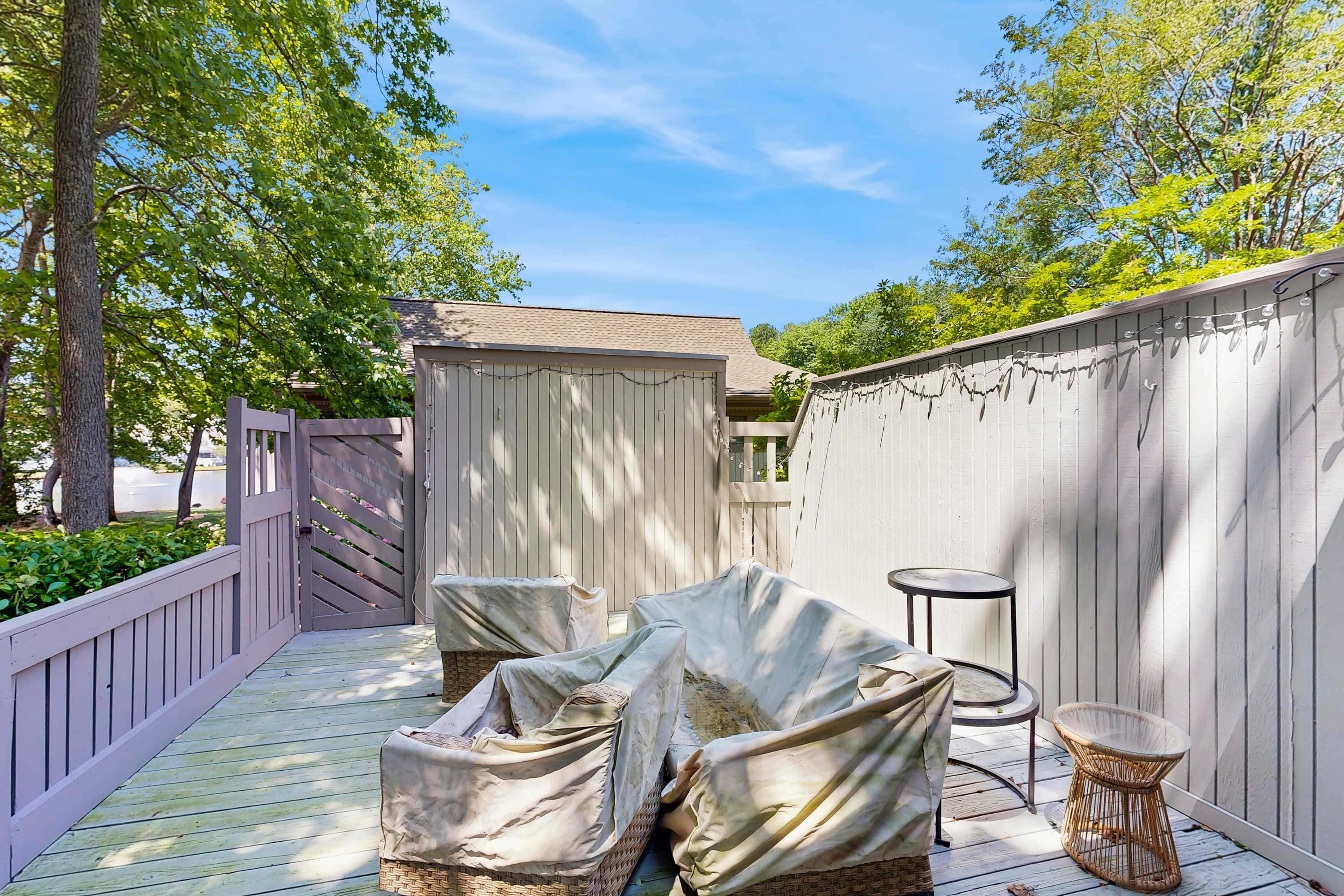 Sea Colony 1st floor condo with pools, tennis