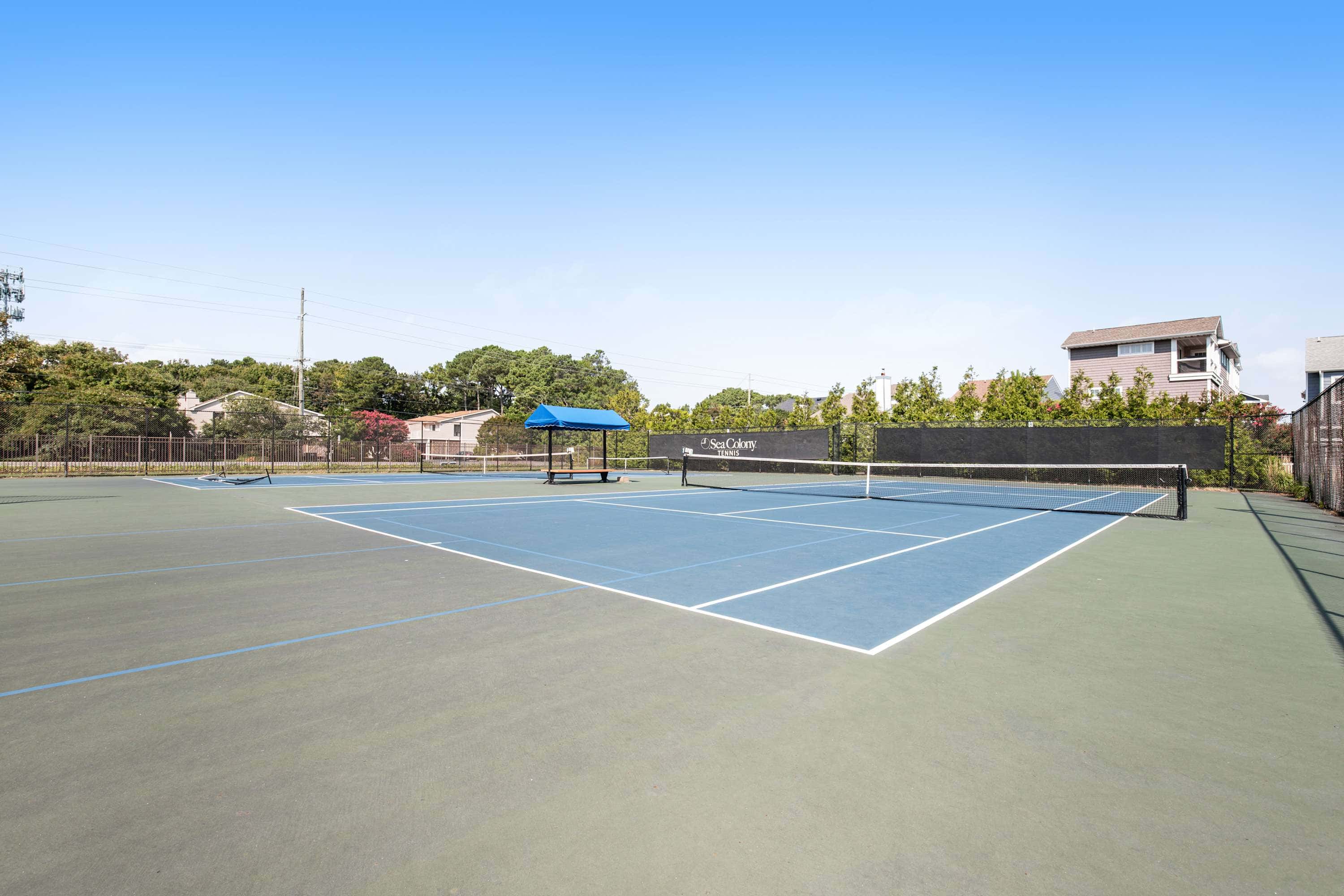 Sea Colony 1st floor condo with pools, tennis