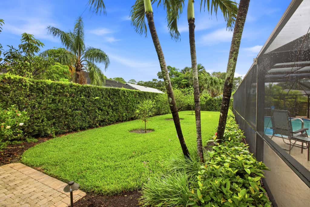 Spacious 3 Bedroom Naples Home with Private Pool and Near Ocean Access