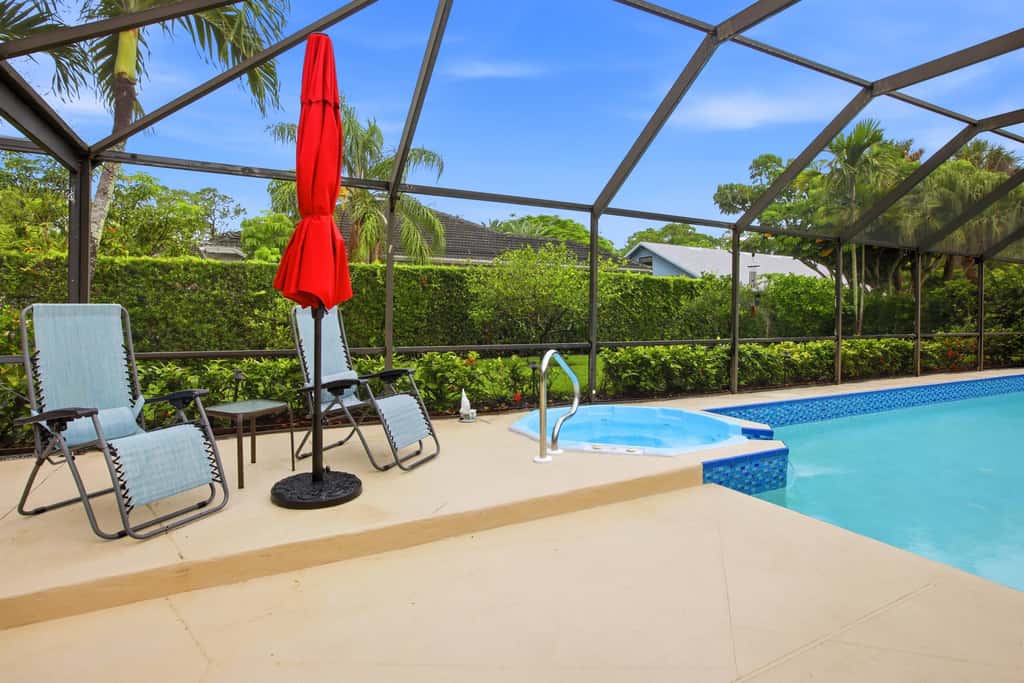 Spacious 3 Bedroom Naples Home with Private Pool and Near Ocean Access