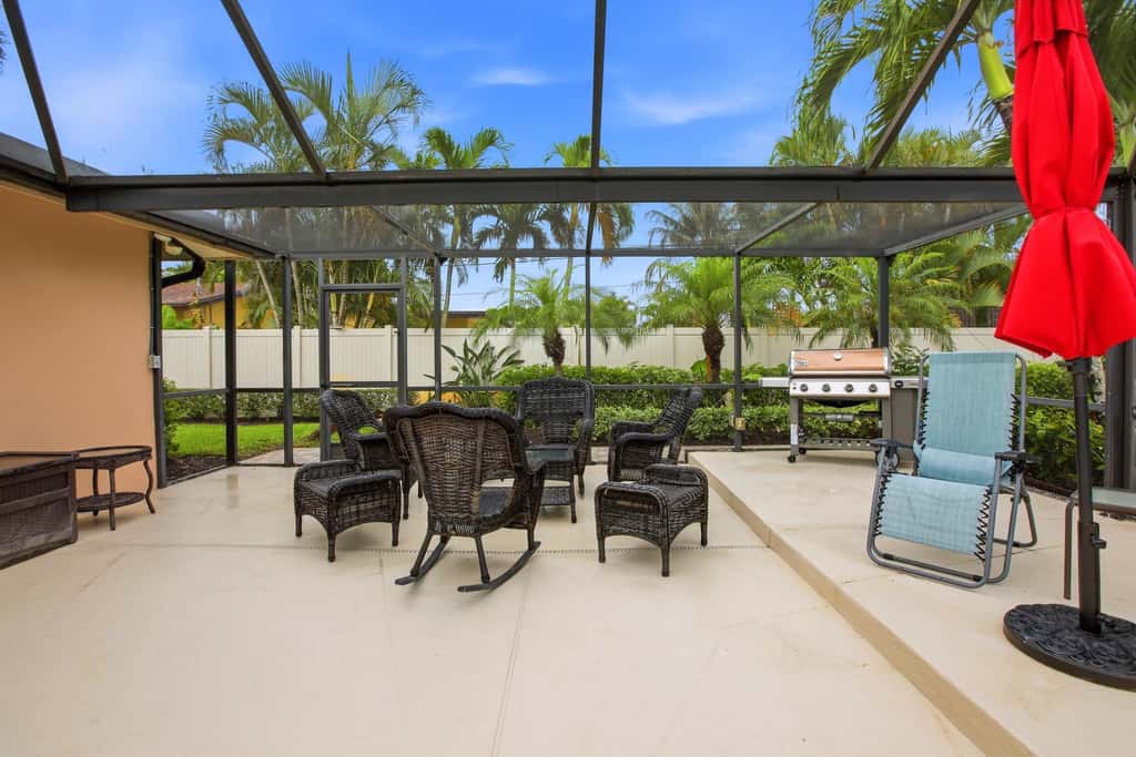 Spacious 3 Bedroom Naples Home with Private Pool and Near Ocean Access