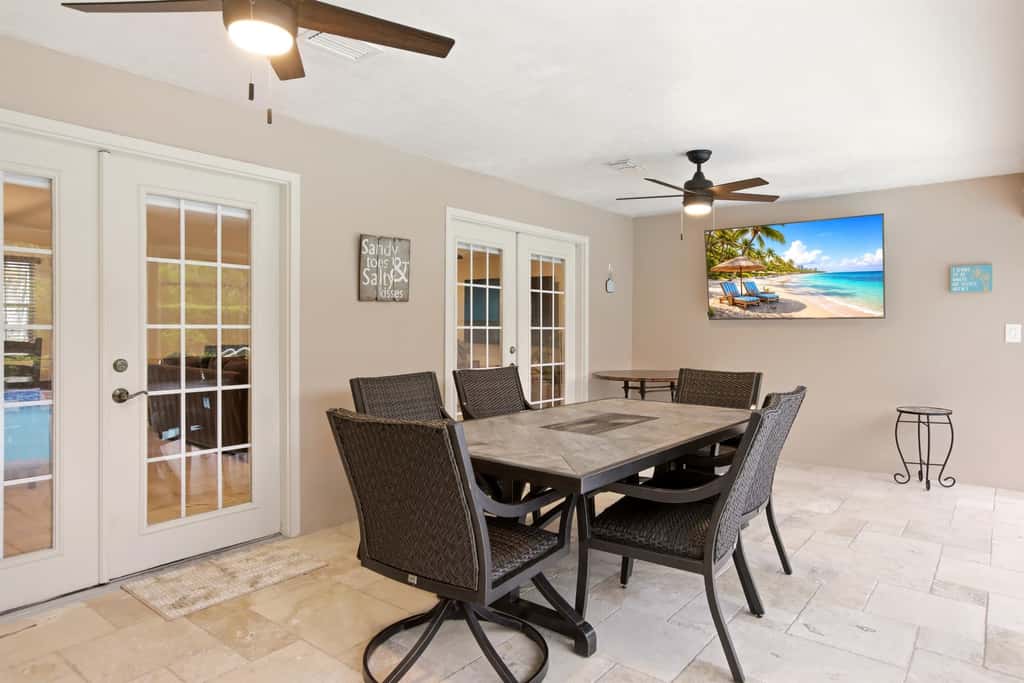 Spacious 3 Bedroom Naples Home with Private Pool and Near Ocean Access
