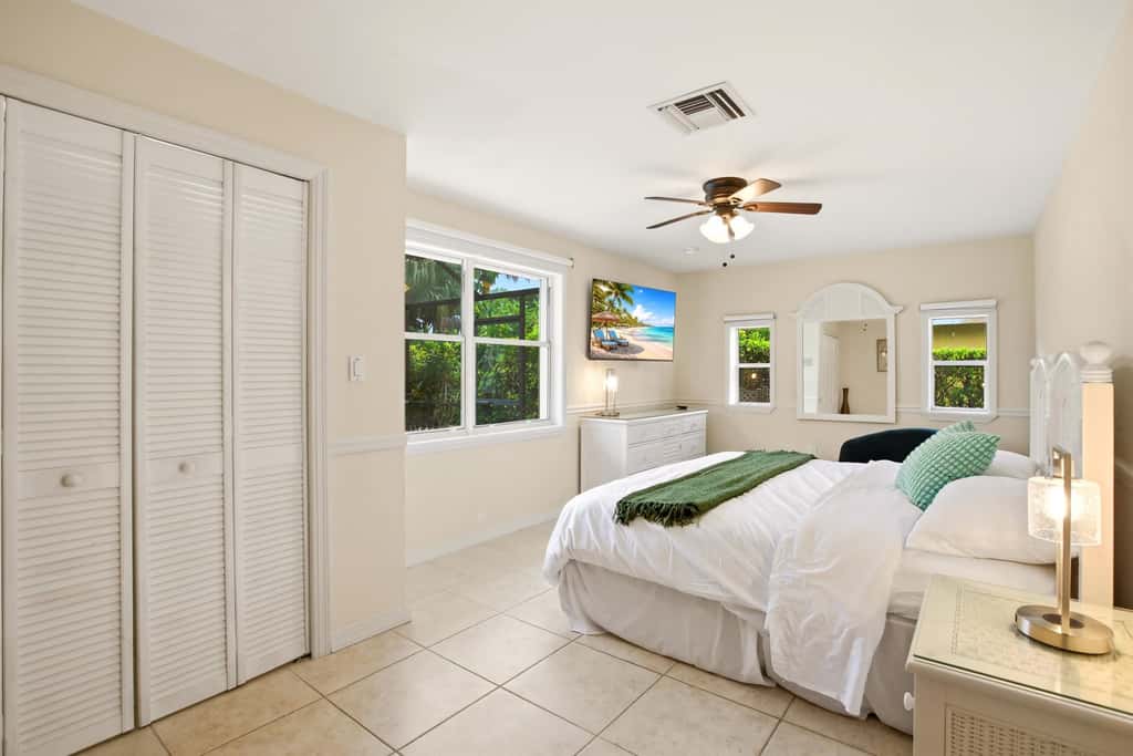 Spacious 3 Bedroom Naples Home with Private Pool and Near Ocean Access