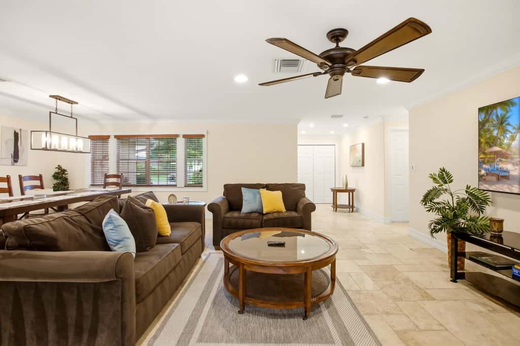 Spacious 3 Bedroom Naples Home with Private Pool and Near Ocean Access