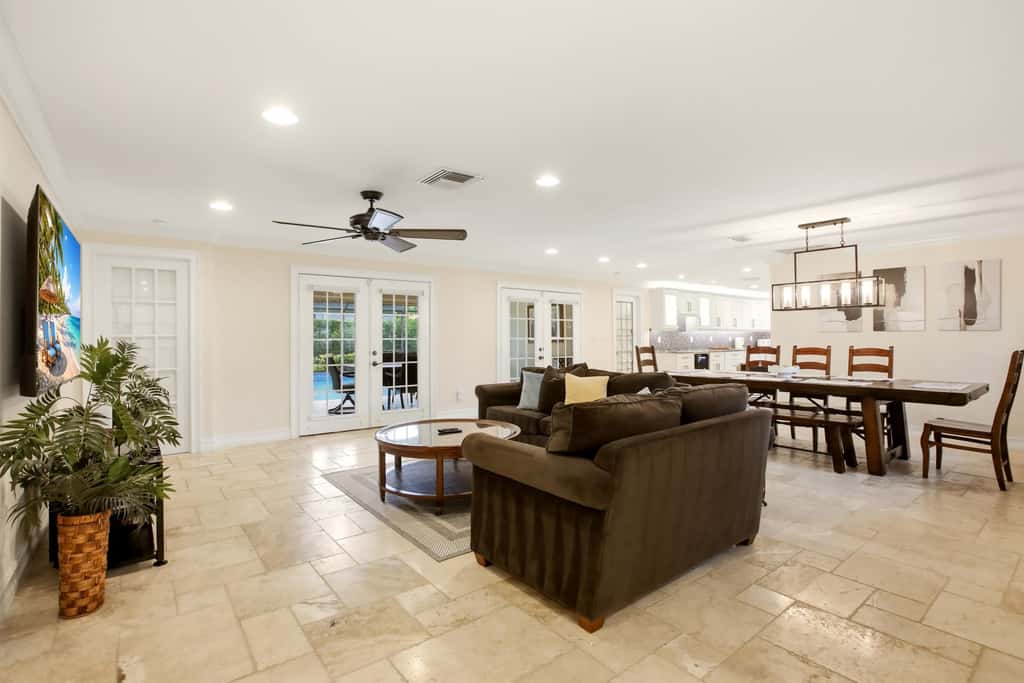 Spacious 3 Bedroom Naples Home with Private Pool and Near Ocean Access