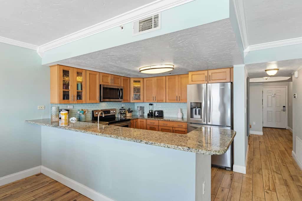 Islander Beach Resort Condo, Ocean Views, Pool 