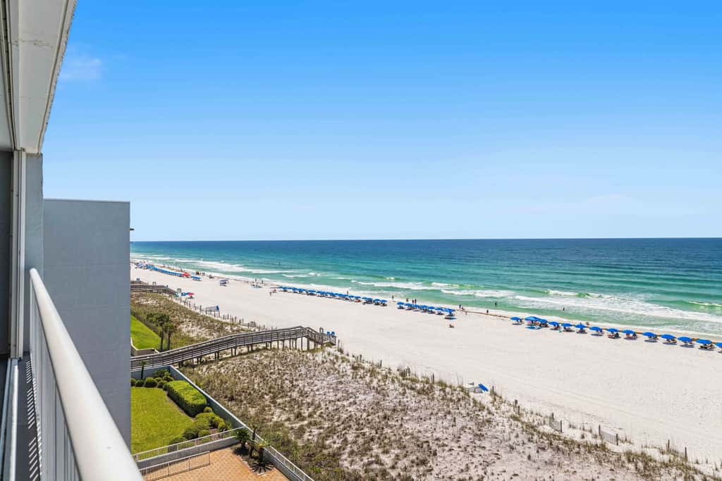 Islander Beach Resort Condo, Ocean Views, Pool 