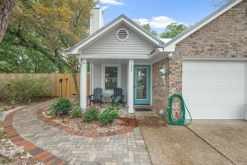3BR Home, Indoor Pool, Hot Tub, Dog Friendly 