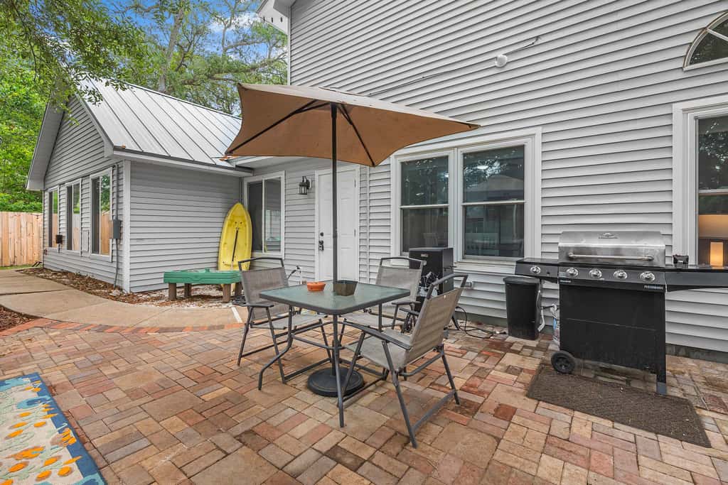 3BR Home, Indoor Pool, Hot Tub, Dog Friendly 
