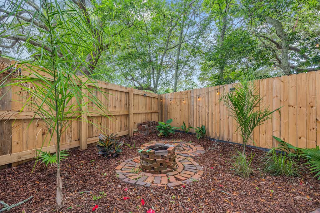 3BR Home, Indoor Pool, Hot Tub, Dog Friendly 