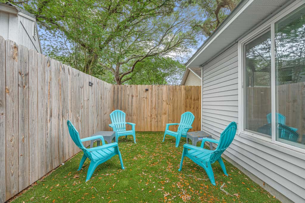 3BR Home, Indoor Pool, Hot Tub, Dog Friendly 