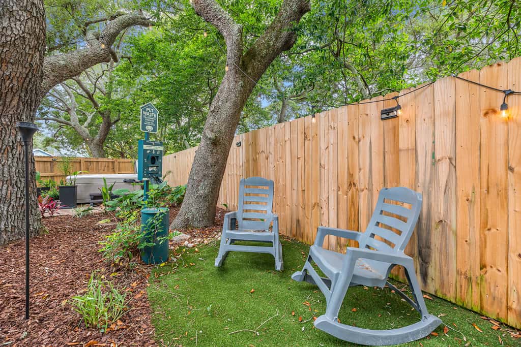 3BR Home, Indoor Pool, Hot Tub, Dog Friendly 