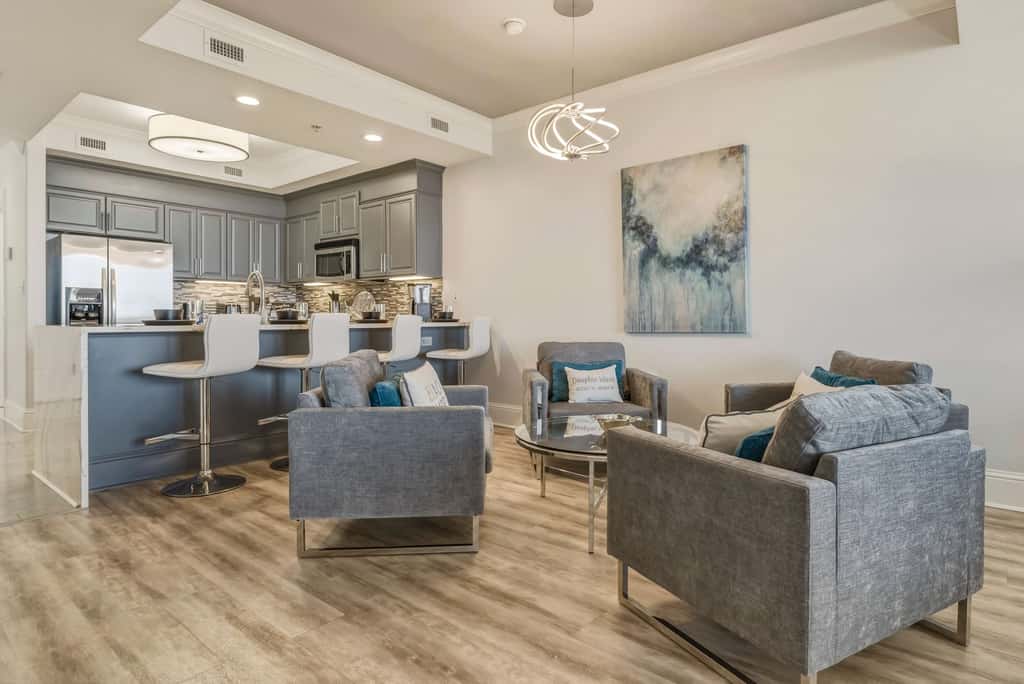 Luxury GulfFront Penthouse with Resort Amenities!