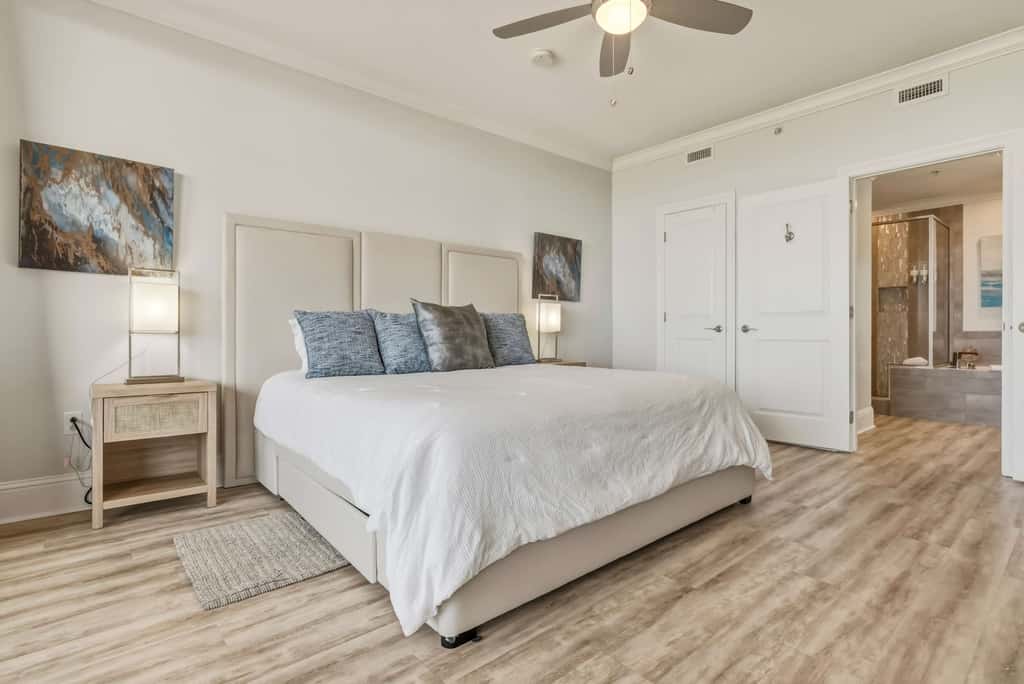 Luxury GulfFront Penthouse with Resort Amenities!