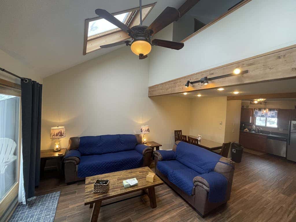 GAME ROOM - 4BR Condo - MTN VIEW & POOL