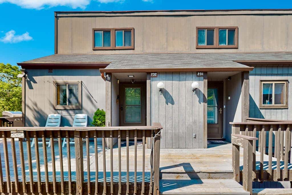 GAME ROOM - 4BR Condo - MTN VIEW & POOL